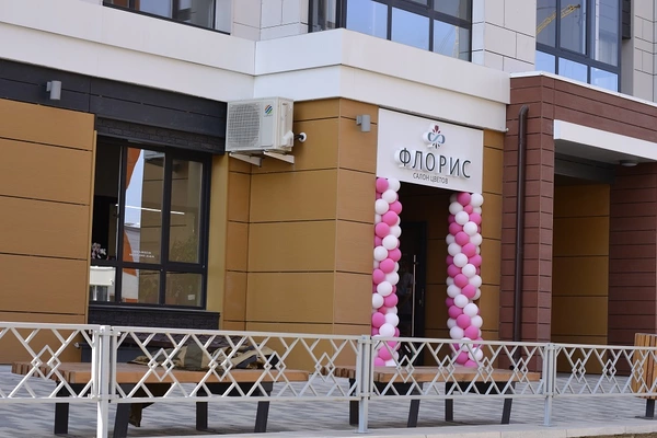 Цветов в городе стало еще больше